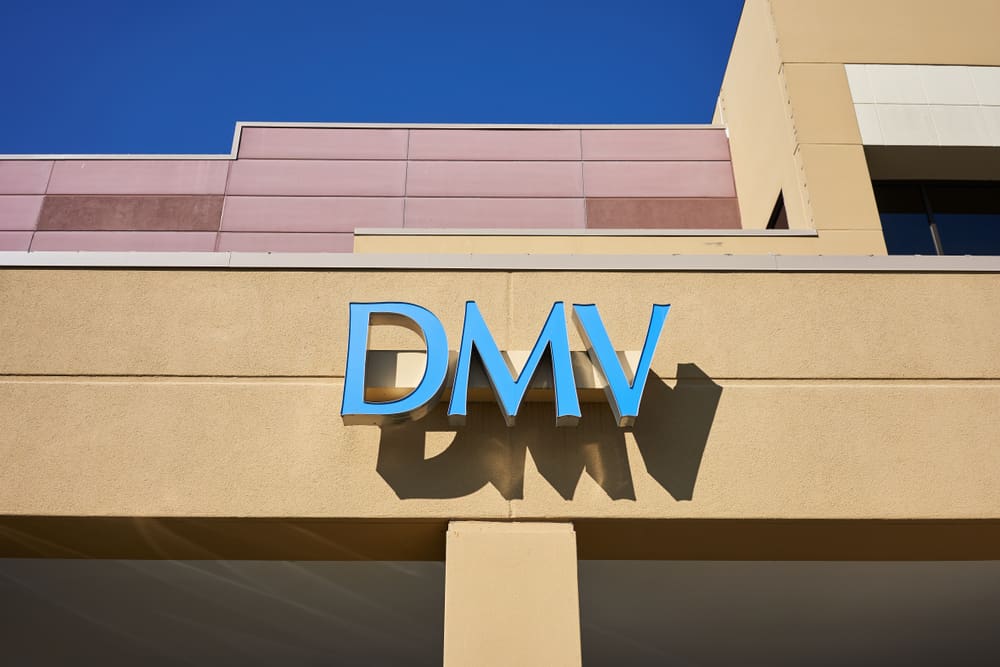 Why Is The DMV So Slow? (Top 10 Reasons)